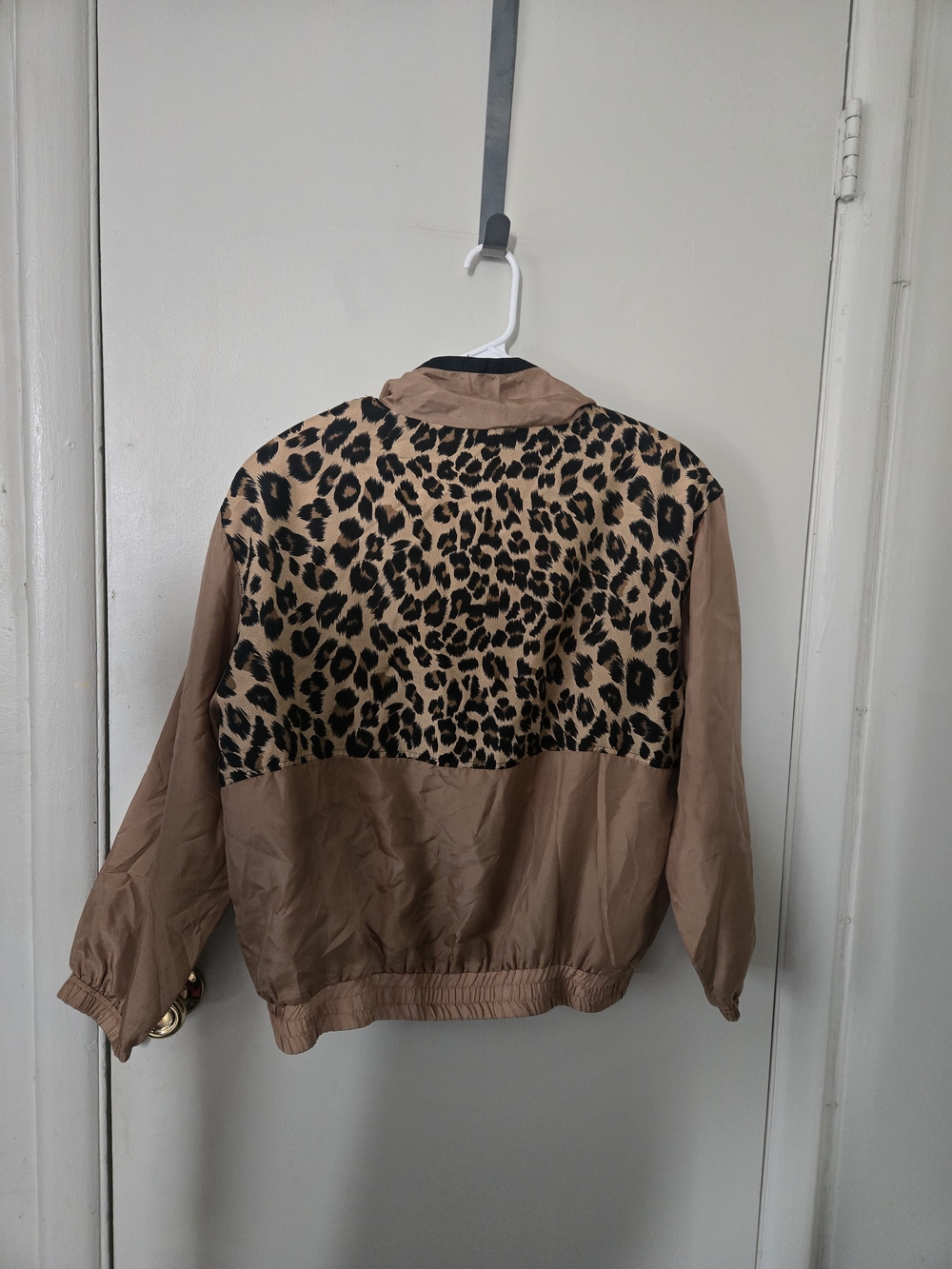 Vintage 100% Silk Leopard Panel Tan Bomber Jacket - Picture 4 of 5